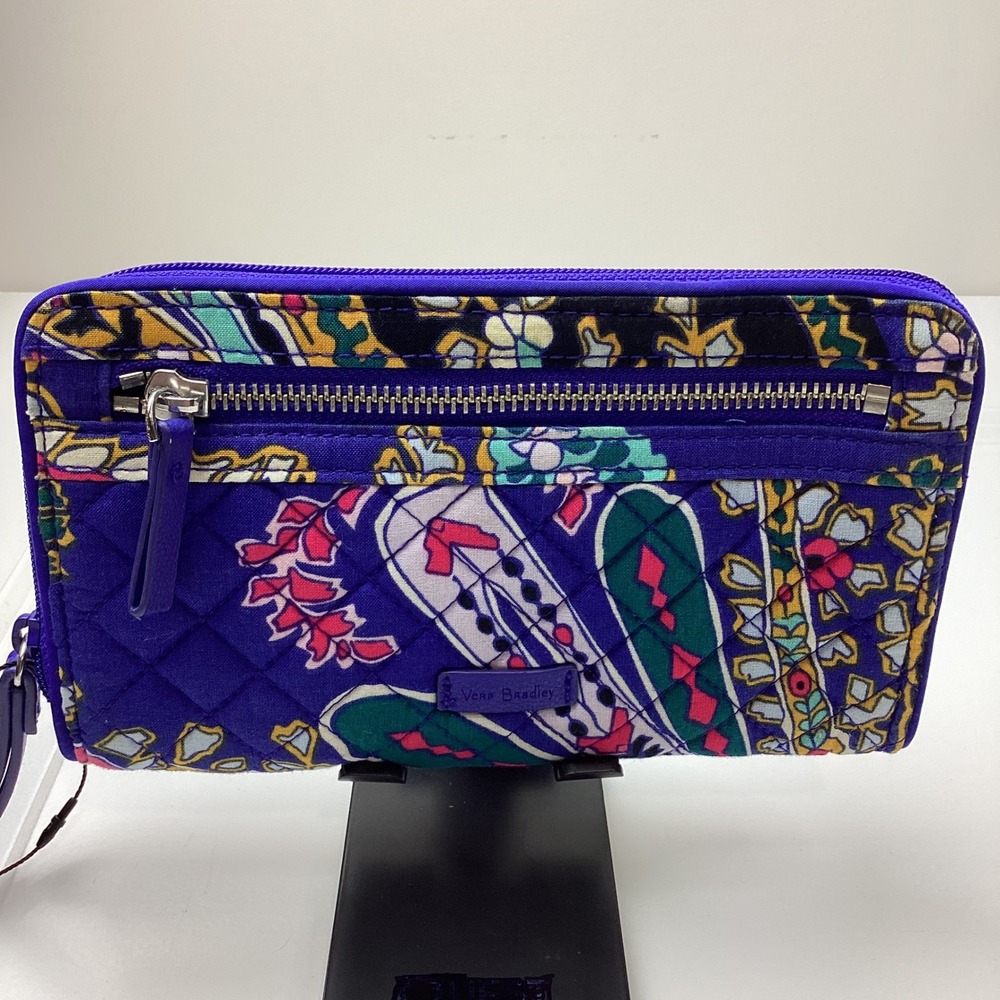 Vera Bradley Romantic Paisley Quilted Cotton Wristlet Wallet Blue NWOT